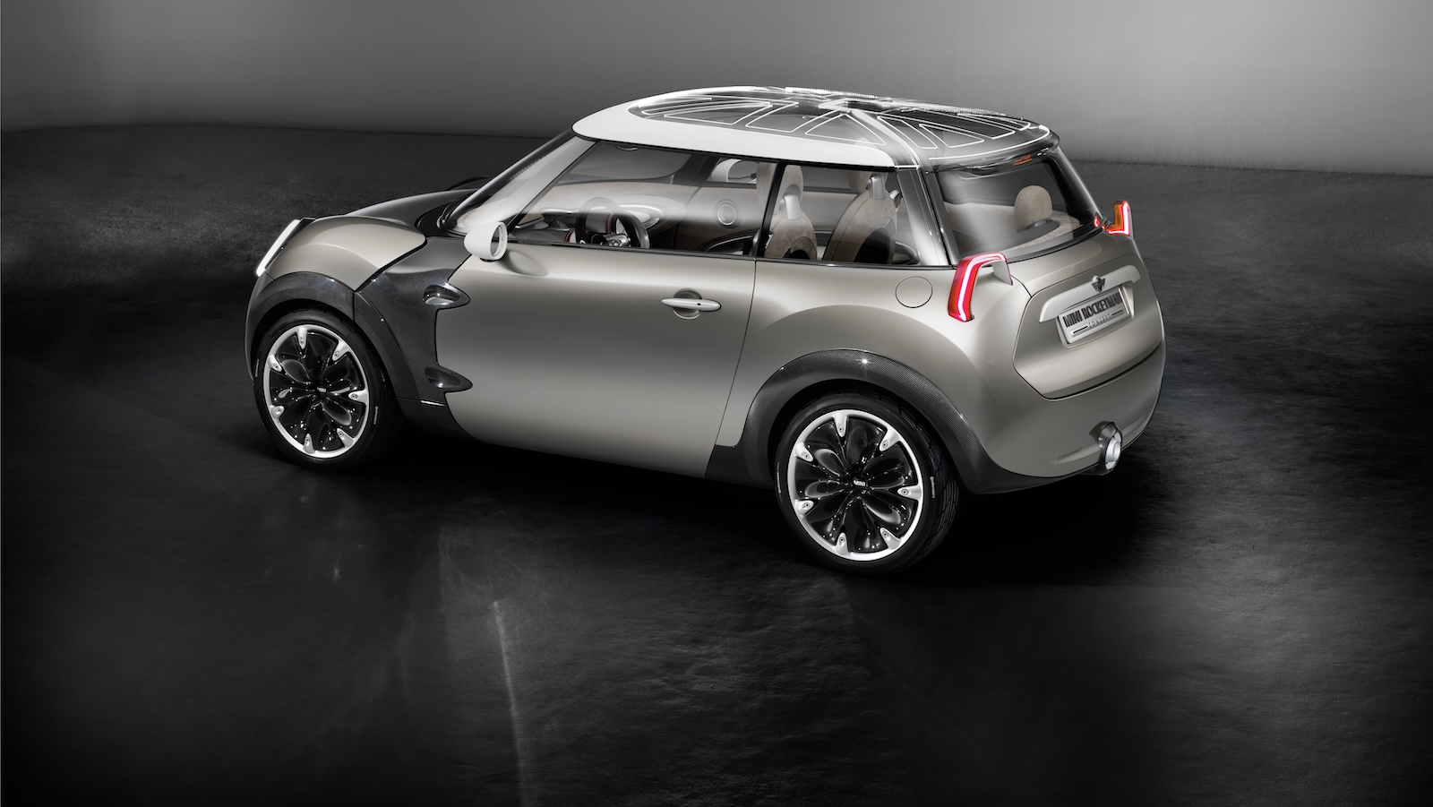 MINI Rocketman: Μπορεί η νέα κατηγορία «E-car» να φέρει πίσω το αυθεντικό MINI;